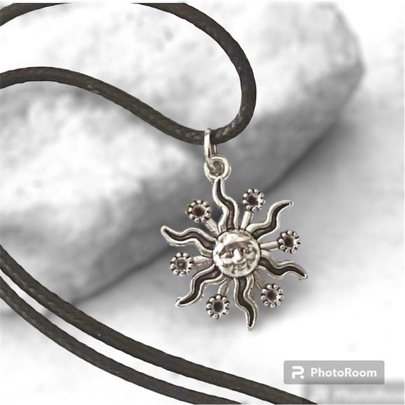 5 For $25💫Silver Celestial Sun Pendant Necklace - Picture 7 of 7